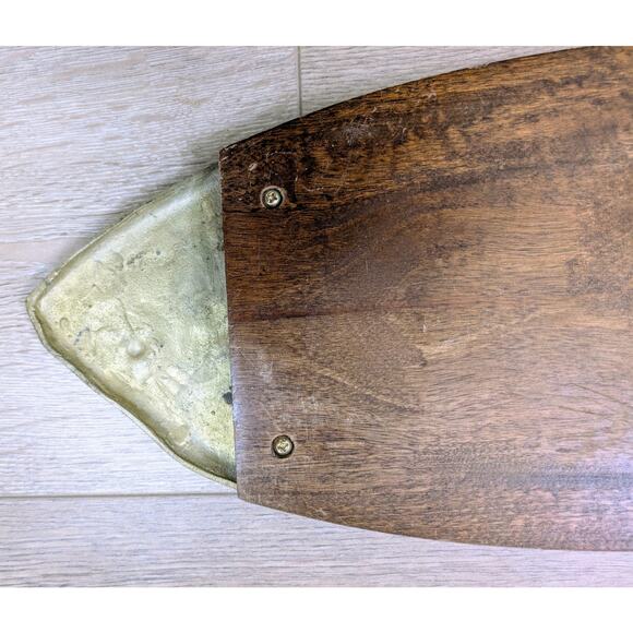 VTG Rosenthal Netter Serving Charcuterie Sushi Board Brass Teak Wood Fish Shaped - Picture 7 of 11